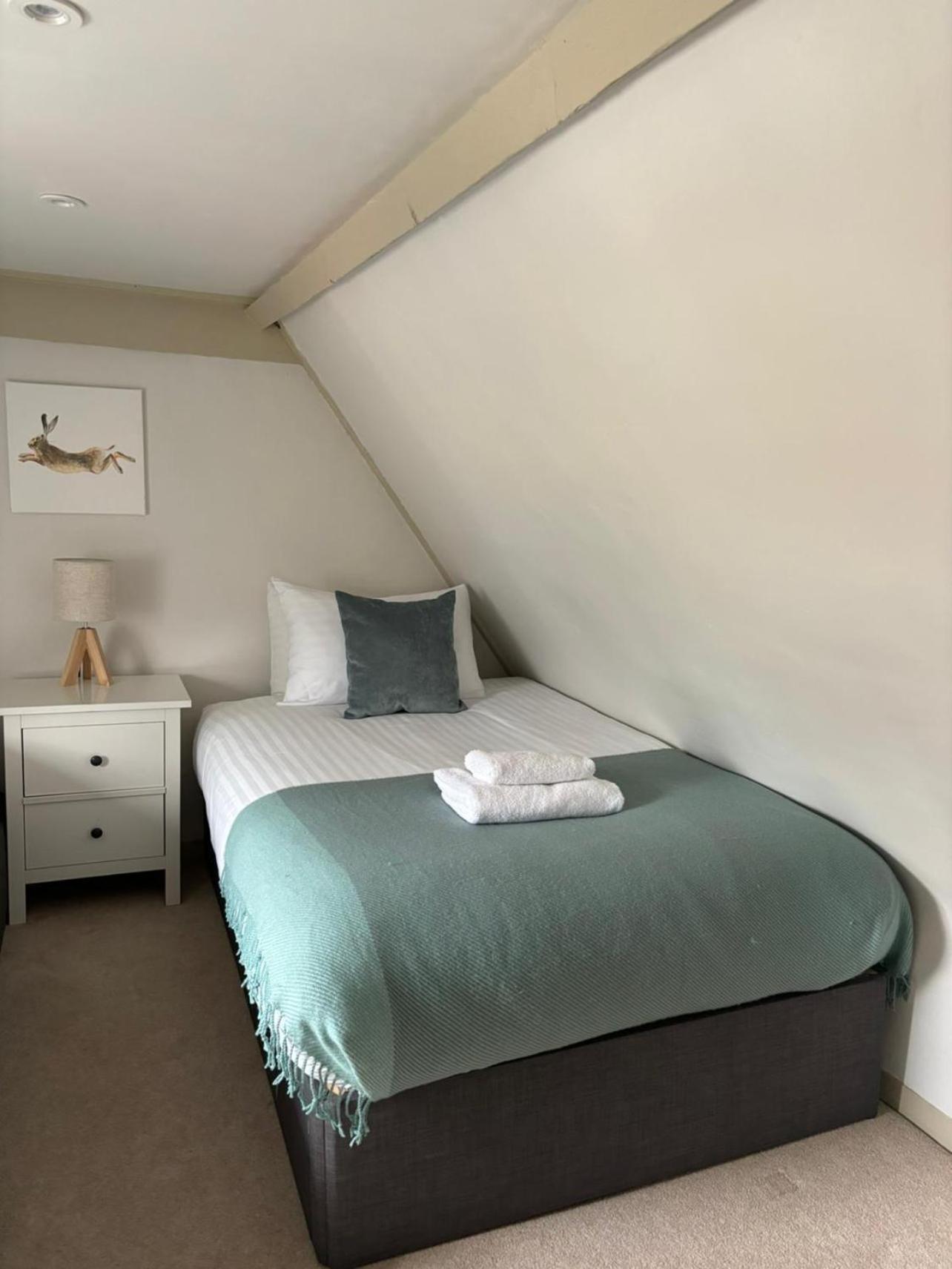 Elegant Oak Beamed House In Pretty Village - Cambridge Homehost Buckden  Εξωτερικό φωτογραφία
